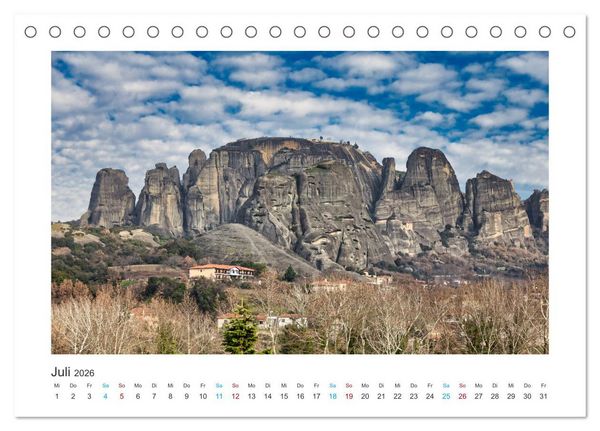 Produktbild: Meteora - Dem Himmel so nah (Tischkalender 2026 DIN A5 quer), CALVENDO Monatskalender
