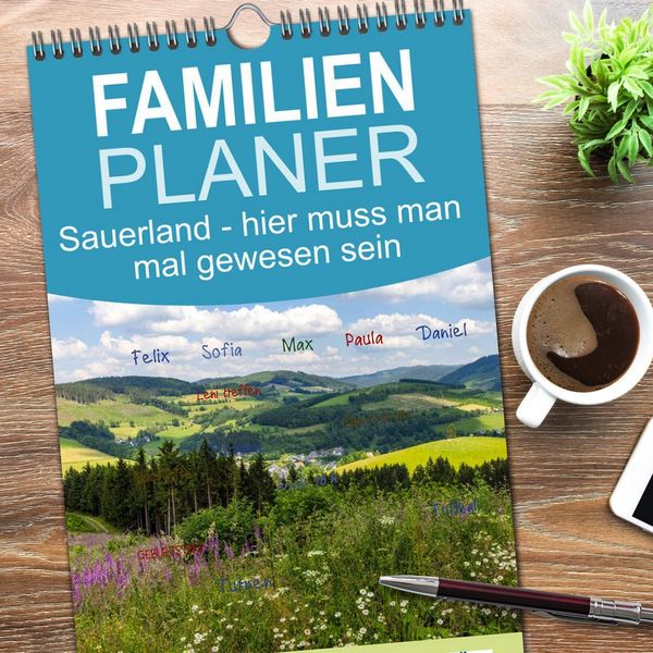 Produktbild: Familienplaner 2026 - Sauerland - hier muss man mal gewesen sein mit 5 Spalten (Wandkalender, 21 x 45 cm) CALVENDO