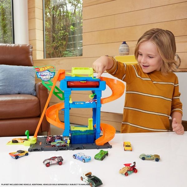 Produktbild: Hot Wheels City Farbwechsel-Tunnelautowaschanlage und Farbwechselfahrzeug im Maßstab 1:64