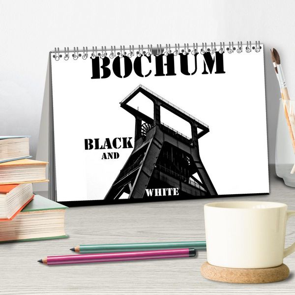 Produktbild: Bochum Black and White (Tischkalender 2026 DIN A5 quer), CALVENDO Monatskalender