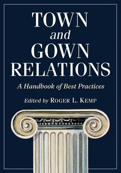 Produktbild: Town and Gown Relations
