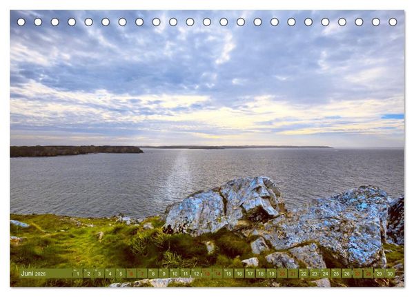 Produktbild: Ausblicke am Meer in der Bretagne und Normadie (Tischkalender 2026 DIN A5 quer), CALVENDO Monatskalender