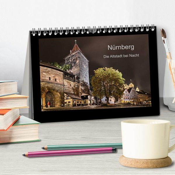 Produktbild: N&uuml;rnberg - Die Altstadt bei Nacht (Tischkalender 2026 DIN A5 quer), CALVENDO Monatskalender