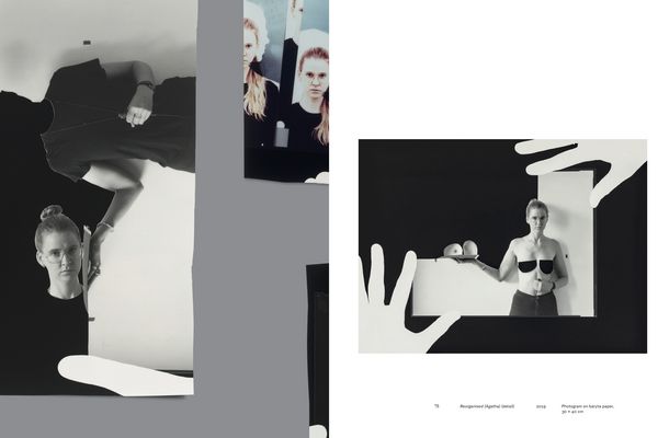 Produktbild: First Monographs