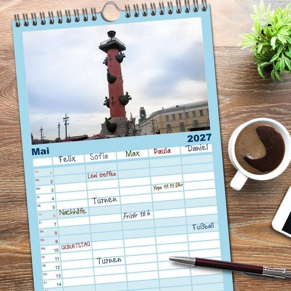 Produktbild: Familienplaner 2027 - Sankt Petersburg - "Venedig des Nordens" mit 5 Spalten (Wandkalender, 21 x 45 cm) CALVENDO