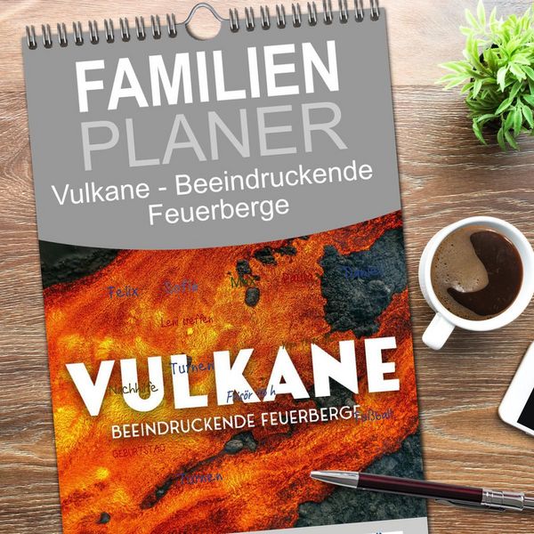 Produktbild: Familienplaner 2026 - Vulkane - Beeindruckende Feuerberge mit 5 Spalten (Wandkalender, 21 x 45 cm) CALVENDO