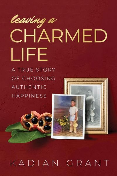 Produktbild: Leaving a Charmed Life