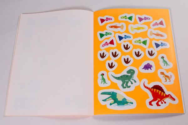 Produktbild: Meine Dino-Welt - R&auml;tselspa&szlig; mit Stickern