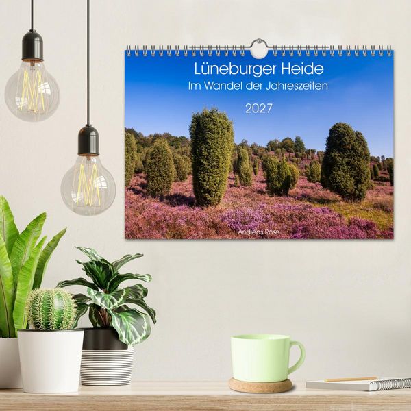 Produktbild: L&uuml;neburger Heide &ndash; Im Wandel der Jahreszeiten (Wandkalender 2027 DIN A4 quer), CALVENDO Monatskalender
