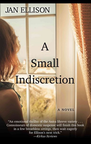 Produktbild: Small Indiscretion