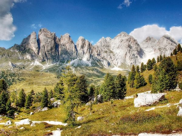 Produktbild: CALVENDO Puzzle Geisler Spitzen - Sas Rigais und Furchetta - S&uuml;dw&auml;nde - Gr&ouml;den - 3025 Hm | 1000 Teile Lege-Gr&ouml;&szlig;e 64x48cm Foto-Puzzle f&uuml;r gl&uuml;ckliche Stunden