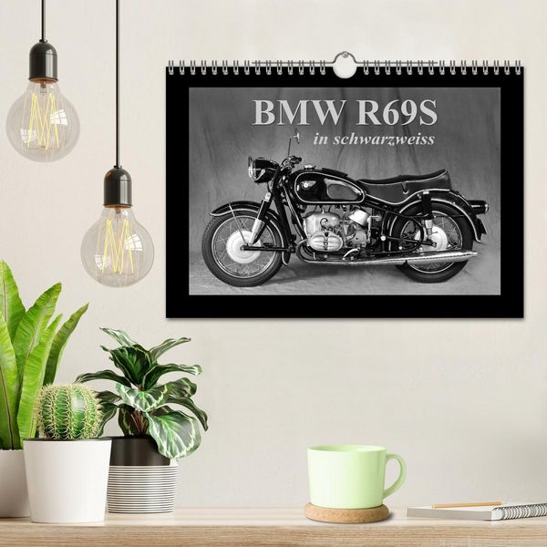Produktbild: BMW R69S in schwarzweiss (Wandkalender 2026 DIN A4 quer), CALVENDO Monatskalender
