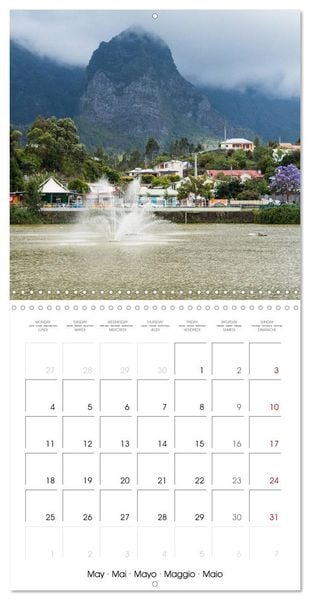 Produktbild: L'ile de la R&eacute;union, un volcan au milieu de l'oc&eacute;an Indien (Calendrier mural carr&eacute; 2026 30x30 cm) Calendrier double avec une page pour vos prises de notes