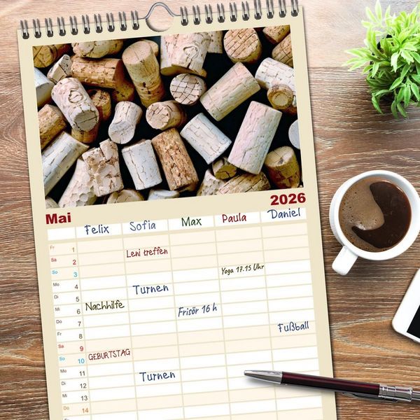 Produktbild: Familienplaner 2026 - Rebensaft - Weingenuss mit 5 Spalten (Wandkalender, 21 x 45 cm) CALVENDO