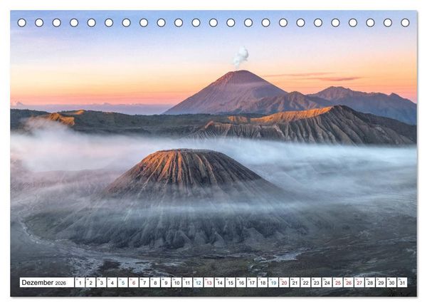 Produktbild: Java, Indonesische Insel im Feuerring (Tischkalender 2026 DIN A5 quer), CALVENDO Monatskalender