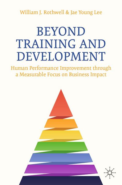 Produktbild: Beyond Training and Development