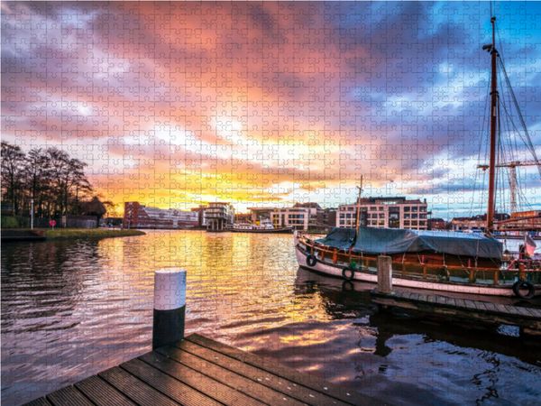 Produktbild: CALVENDO Puzzle Alter Binnenhafen in Emden 1000 Teile Lege-Gr&ouml;&szlig;e 64 x 48 cm Foto-Puzzle Bild von H. Dreegmeyer