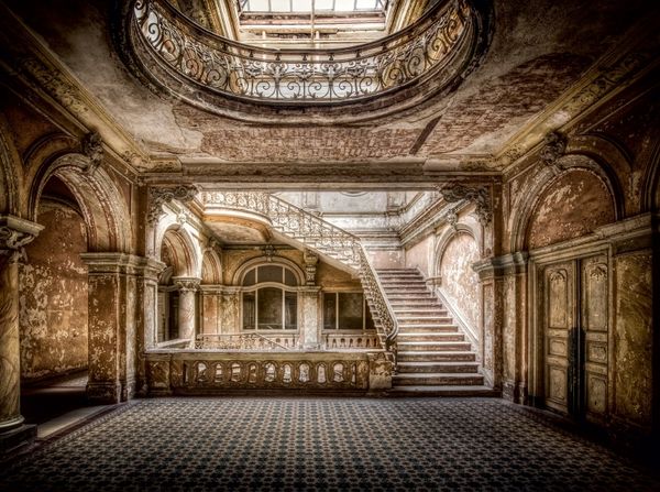 Produktbild: "Palac Krowiarki" - verlassener Palast in Polen (Puzzle)