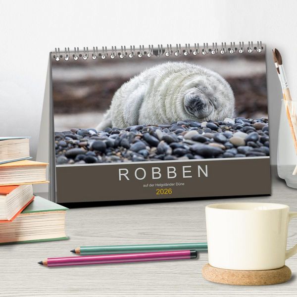 Produktbild: Robben auf der Helgol&auml;nder D&uuml;ne (Tischkalender 2026 DIN A5 quer), CALVENDO Monatskalender