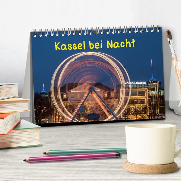 Produktbild: Kassel bei Nacht (Tischkalender 2026 DIN A5 quer), CALVENDO Monatskalender