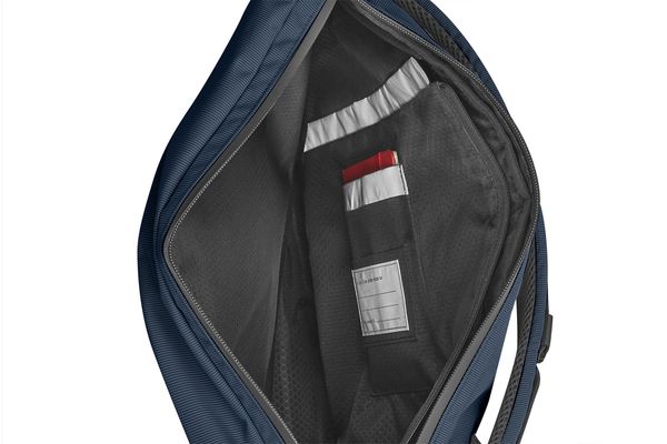 Produktbild: Moleskine Metro Roll Top Rucksack Saphir