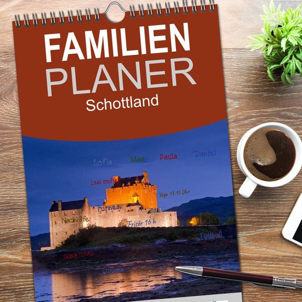 Produktbild: Familienplaner 2026 - Schottland mit 5 Spalten (Wandkalender, 21 x 45 cm) CALVENDO