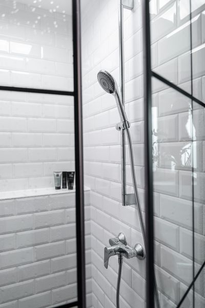 Produktbild: Duschkopf Watersaving &Oslash; 9,5 cm, Universal-Handbrause mit Wasserspar-System