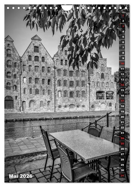 Produktbild: L&Uuml;BECK Monochrome Momente (Wandkalender 2026 DIN A4 hoch), CALVENDO Monatskalender
