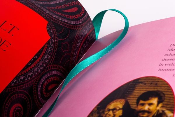 Produktbild: Colorful - Iris Apfel