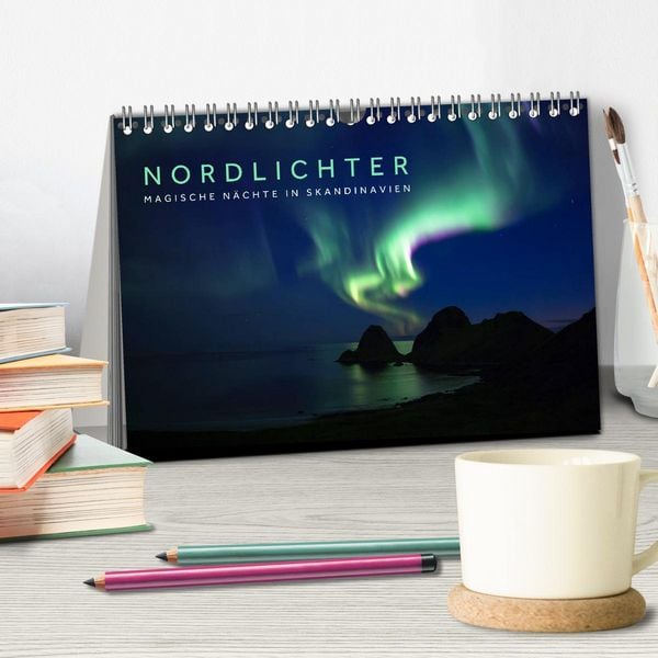 Produktbild: Nordlichter - Magische N&auml;chte in Skandinavien (Tischkalender 2026 DIN A5 quer), CALVENDO Monatskalender