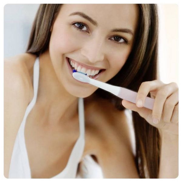 Produktbild: Oral-B 4210201305644 Elektrische Zahnb&uuml;rste Platin