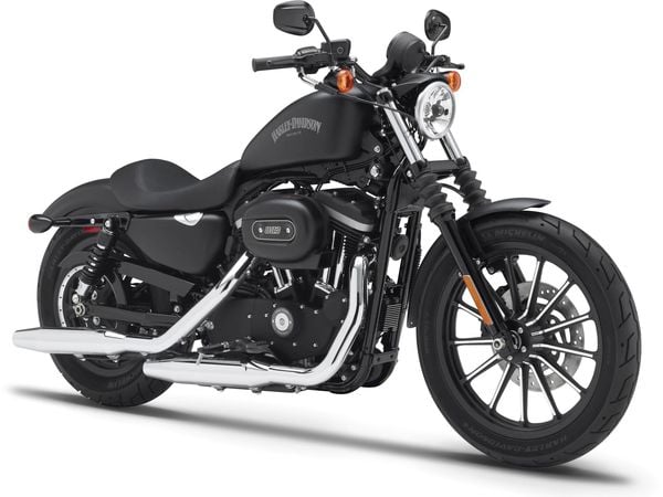 Maisto - 1:12 Harley 13 Sportster Iron 883