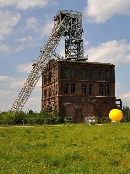 Produktbild: CALVENDO Puzzle Zeche Sterkrade Oberhausen | 1000 Teile Lege-Gr&ouml;&szlig;e 64x48cm Foto-Puzzle f&uuml;r gl&uuml;ckliche Stunden