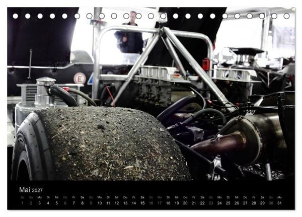 Produktbild: Autos - schnell und sch&ouml;n (Tischkalender 2027 DIN A5 quer), CALVENDO Monatskalender