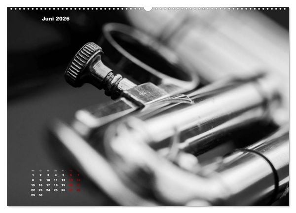 Produktbild: Trompete - Close up (hochwertiger Premium Wandkalender 2026 DIN A2 quer), Kunstdruck in Hochglanz