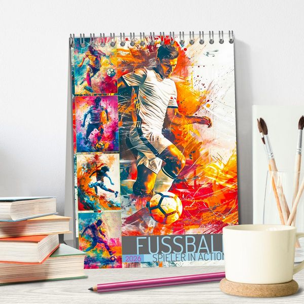 Produktbild: Fussball - Spieler in Action (Tischkalender 2026 DIN A5 hoch), CALVENDO Monatskalender