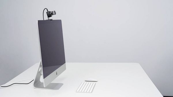 Produktbild: Obsbot Tiny 2 PTZ 4K-Webcam 3840 x 2160 Pixel Gestensteuerung, Sprachsteuerung, Schnelles Auto-Tracking per AI, Standfu&szlig;