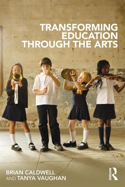 Produktbild: Transforming Education through the Arts