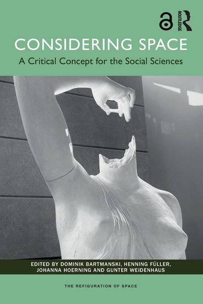 Produktbild: Considering Space