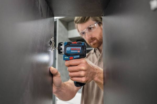 Produktbild: Bosch Professional GSR 12V-32 FC 06019N7101 Akku-Bohrschrauber 12 V 1 Ah