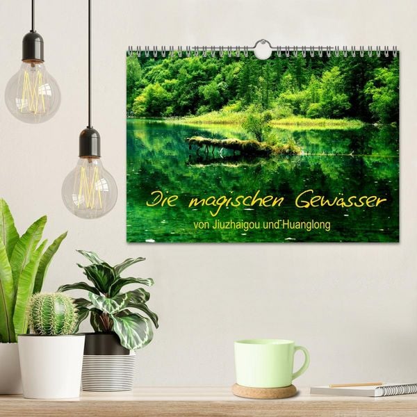 Produktbild: Die magischen Gew&auml;sser von Jiuzhaigou und Huanglong (Wandkalender 2026 DIN A4 quer), CALVENDO Monatskalender