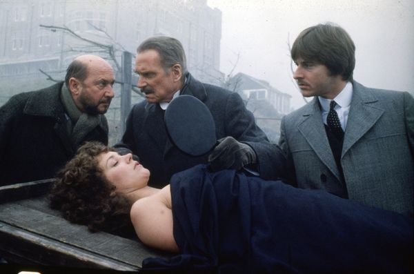 Produktbild: Dracula (1979) - Cinema Edition (+ Bonus-DVD)