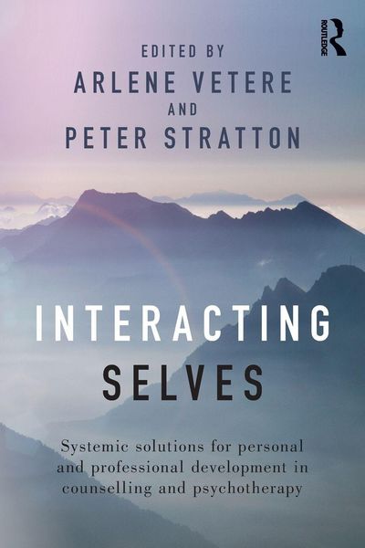 Produktbild: Interacting Selves