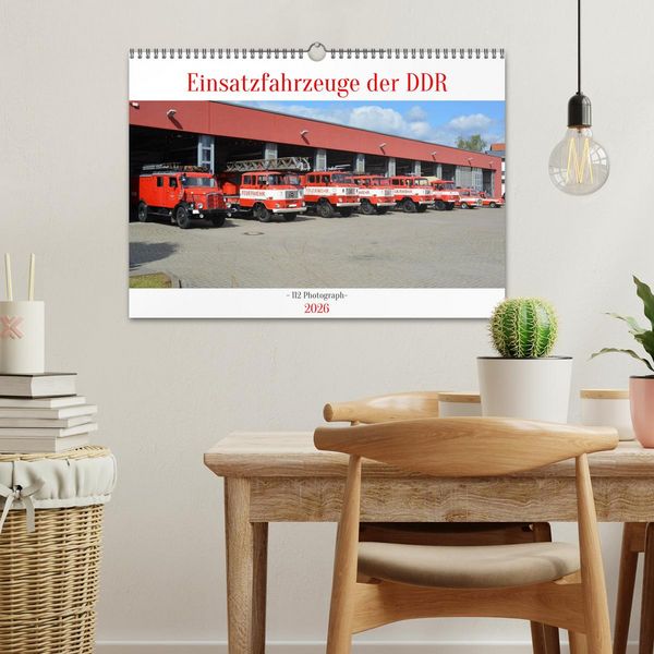 Produktbild: Einsatzfahrzeuge der DDR (Wandkalender 2026 DIN A3 quer), CALVENDO Monatskalender