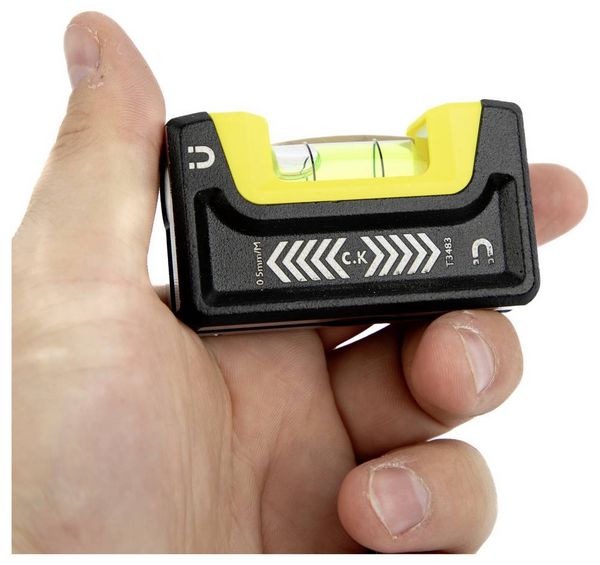 Produktbild: C.K T3483 Taschenwasserwaage mit Magnet 67mm 0.5 mm/m
