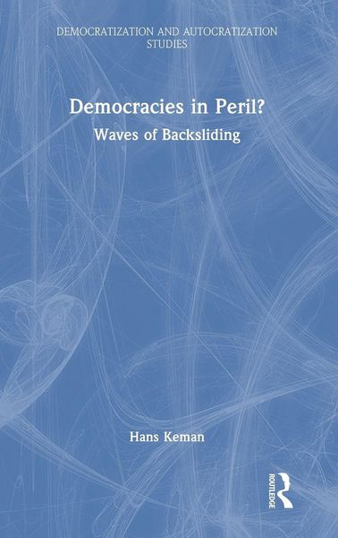 Produktbild: Democracies in Peril?