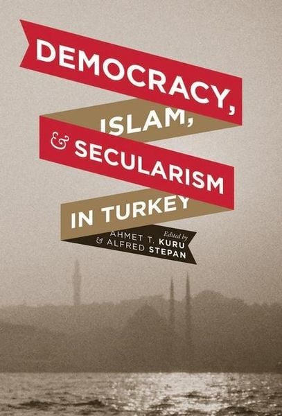 Produktbild: Kuru, A: Democracy, Islam, and Secularism in Turkey