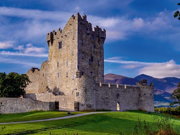 Produktbild: CALVENDO Puzzle Ross Castle - Kerry | 1000 Teile Lege-Gr&ouml;&szlig;e 64x48cm Foto-Puzzle f&uuml;r gl&uuml;ckliche Stunden