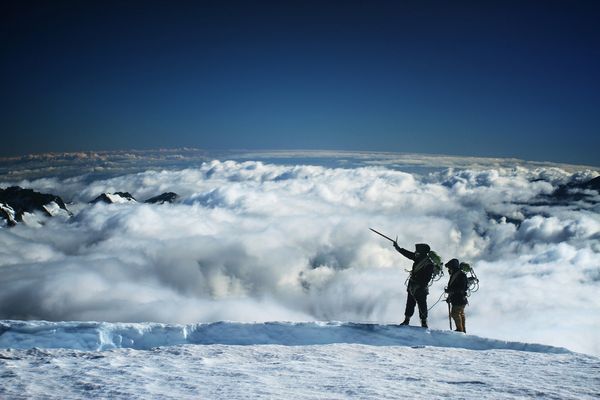 Produktbild: Beyond the Edge - Sir Edmund Hillarys Aufstieg zum Gipfel des Everest  (inkl. 2D-Version)