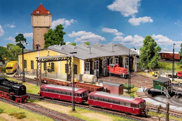Produktbild: Faller 120081 H0 Ringlokschuppen Freilassing